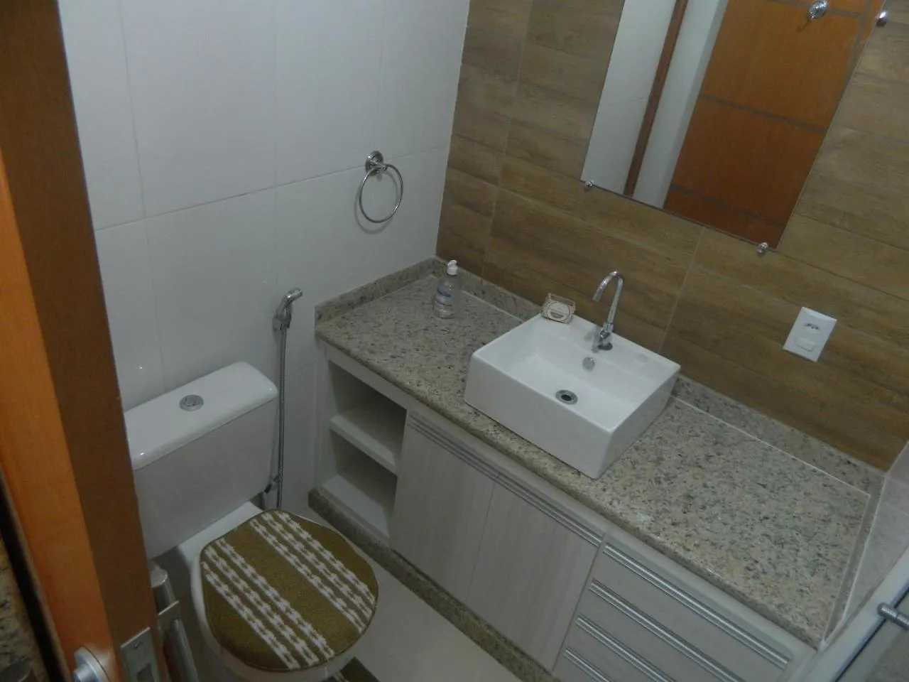 Cond. Hotel Âncora em frente Praia do Peró Cabo Frio Apartamento