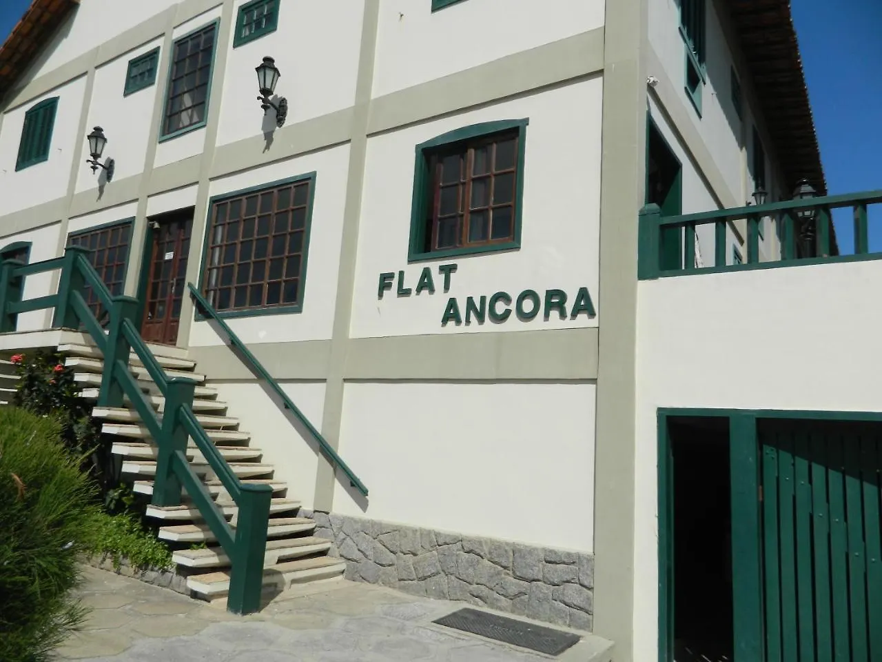 Apartamento Cond. Hotel Âncora em frente Praia do Peró Cabo Frio
